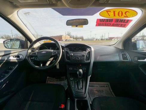 Used 2017 Ford Focus SE image 14