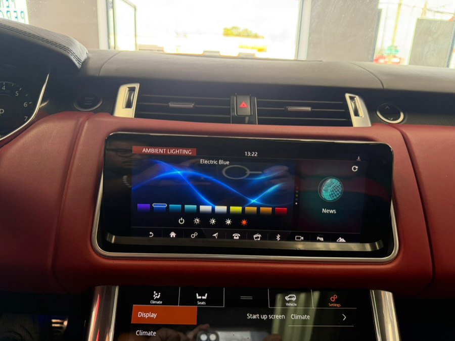 Used 2019 Land Rover Range Rover Sport HSE Dynamic AWD/4WD image 71