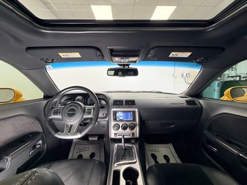 Used 2012 Dodge Challenger SRT8 Yellow Jacket w/ Premium Sound Group RWD image 10