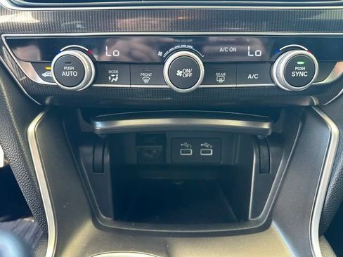 Used 2022 Honda Accord Sport image 19