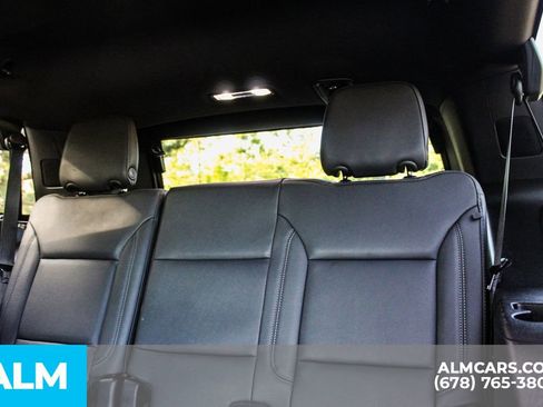 Used 2025 Chevrolet Tahoe LT AWD/4WD image 19