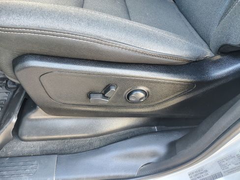 Certified 2022 RAM 1500 Big Horn image 16