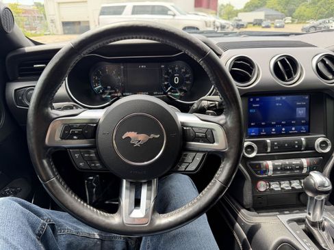 Used 2019 Ford Mustang GT Premium w/ Equipment Group 401A RWD image 11