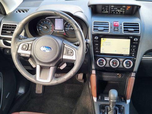 Used 2018 Subaru Forester 2.5i Touring AWD/4WD image 25