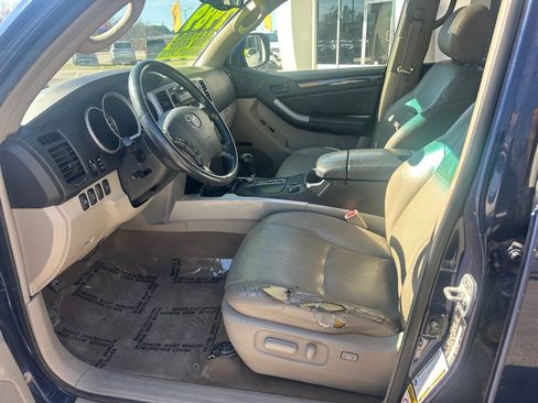 Used 2006 Toyota 4Runner Limited image 11