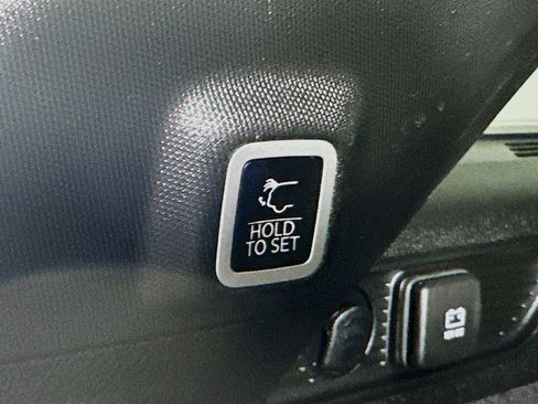 Used 2022 Jeep Grand Cherokee Trailhawk w/ Luxury Tech Group III AWD/4WD image 29