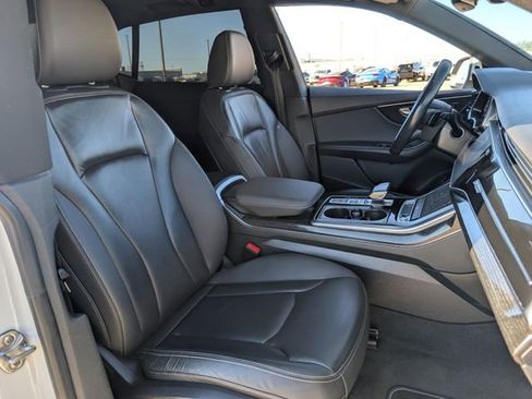 Used 2020 Audi Q8 Premium w/ Black Optic Package image 22
