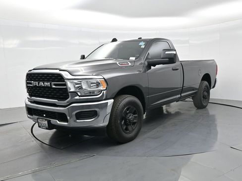 Used 2023 RAM 2500 Tradesman image 2
