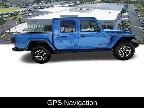 Certified 2025 Jeep Gladiator Rubicon AWD/4WD image 3