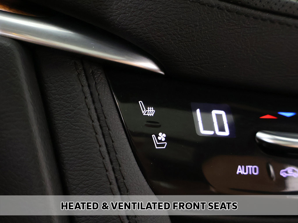 Used 2025 Cadillac XT5 Premium Luxury w/ LPO, Floor Liner Package AWD/4WD image 8