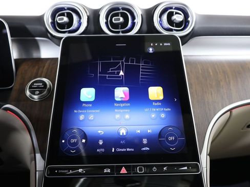 Used 2026 Mercedes-Benz GLC 300 4MATIC image 24