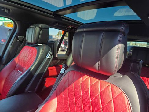 Used 2018 Land Rover Range Rover SV Autobiography Dynamic image 25