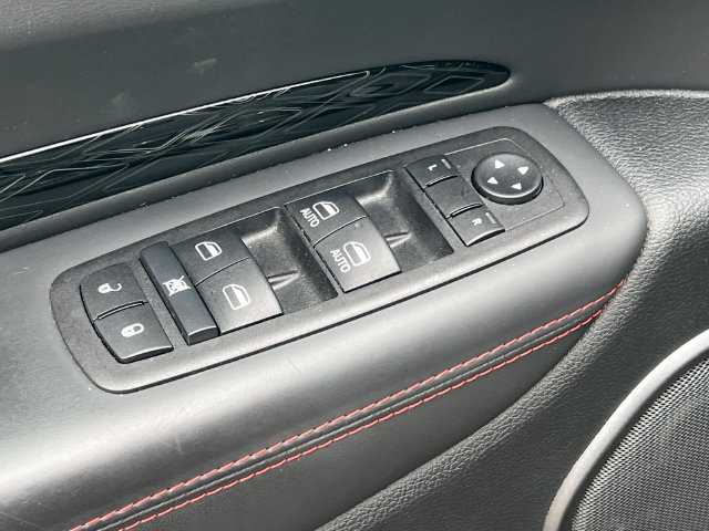 Used 2025 Dodge Durango GT AWD/4WD image 19