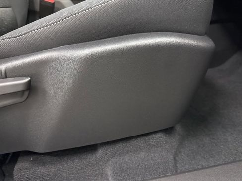 New 2026 Chevrolet Traverse LT w/ Sun and Wheel Package image 18