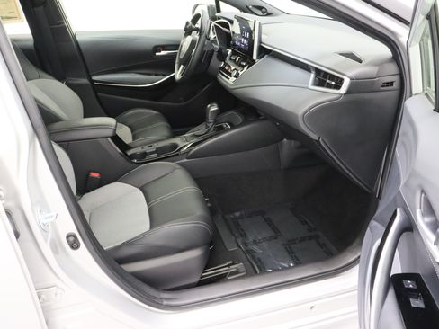 Used 2023 Toyota Corolla XSE FWD image 34