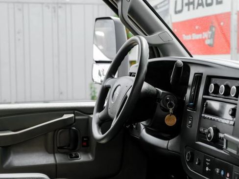Used 2019 GMC Savana 3500 w/ Power Convenience Package image 15