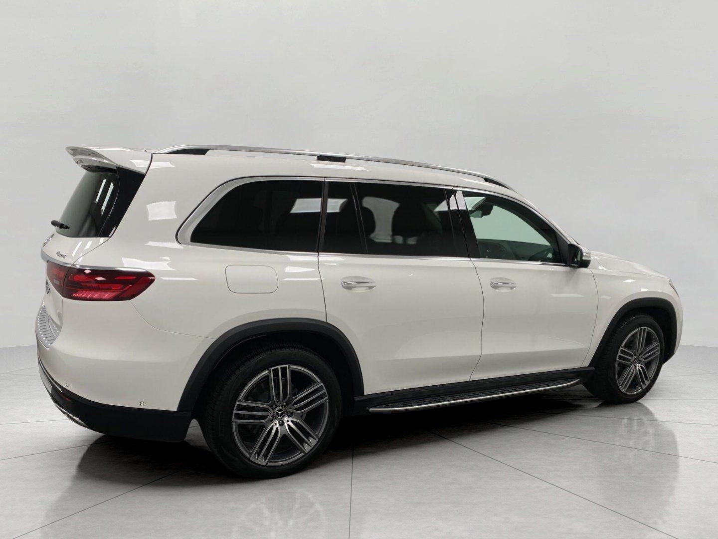 Certified 2026 Mercedes-Benz GLS 450 4MATIC image 2