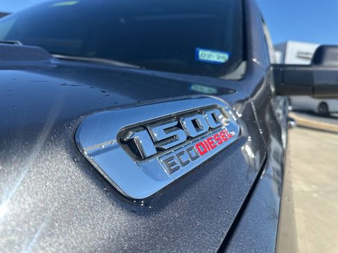 Used 2022 RAM 1500 Laramie w/ Laramie Southwest Edition image 9