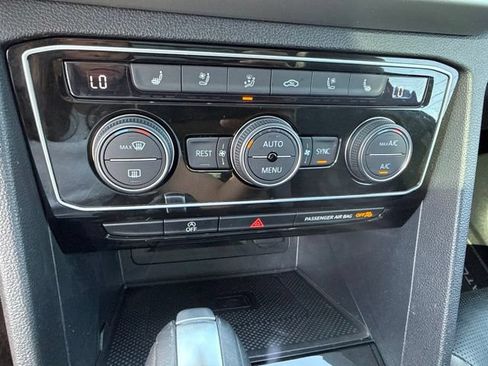 Used 2022 Volkswagen Atlas SEL Premium AWD/4WD image 26