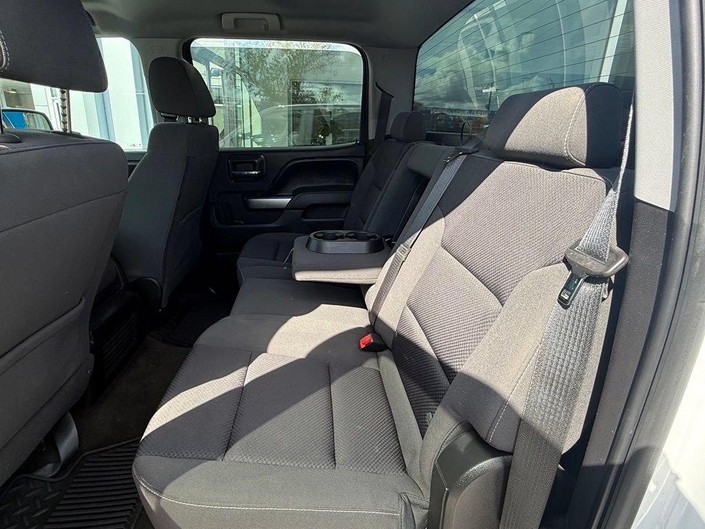 Used 2018 Chevrolet Silverado 1500 LT w/ LT Eassist Package RWD image 18