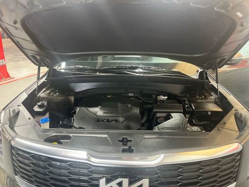 Used 2022 Kia Telluride S AWD/4WD image 32