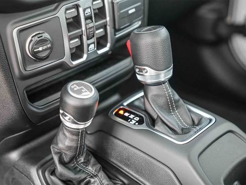 New 2026 Jeep Gladiator Sport image 20