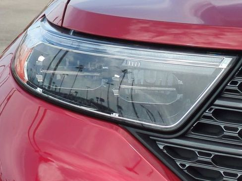 Used 2023 Ford Explorer XLT w/ Equipment Group 202A image 10