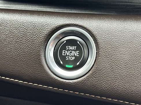 Used 2021 Cadillac Escalade Sport w/ Driver Assist Tech Package image 27