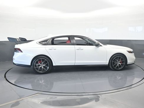 Used 2024 Honda Accord EX image 7