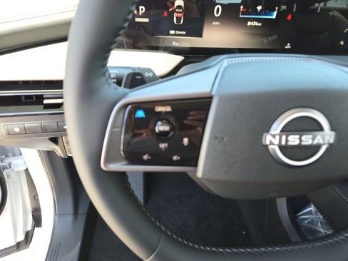 Certified 2025 Nissan Murano SV w/ Cargo Package image 15