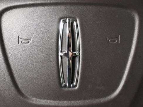 Used 2022 Lincoln Navigator Black Label AWD/4WD image 36