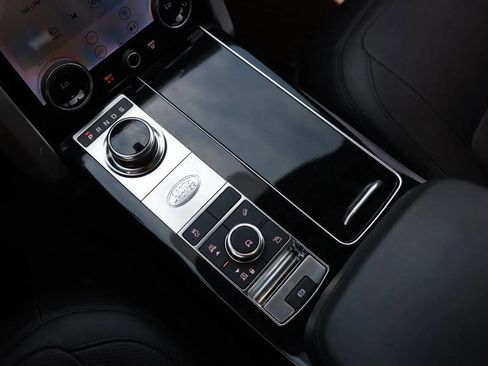 Used 2019 Land Rover Range Rover HSE AWD/4WD image 23