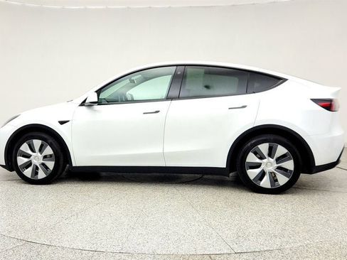 Used 2023 Tesla Model Y Long Range AWD/4WD image 8