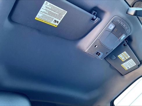 Used 2017 Ford F150 Lariat image 14