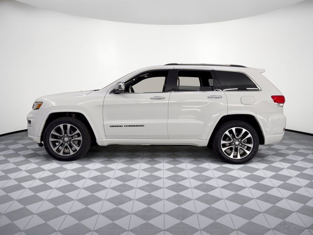 Used 2018 Jeep Grand Cherokee Overland w/ Trailer Tow Group IV RWD image 2