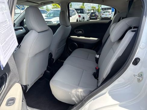 Certified 2022 Honda HR-V EX image 24
