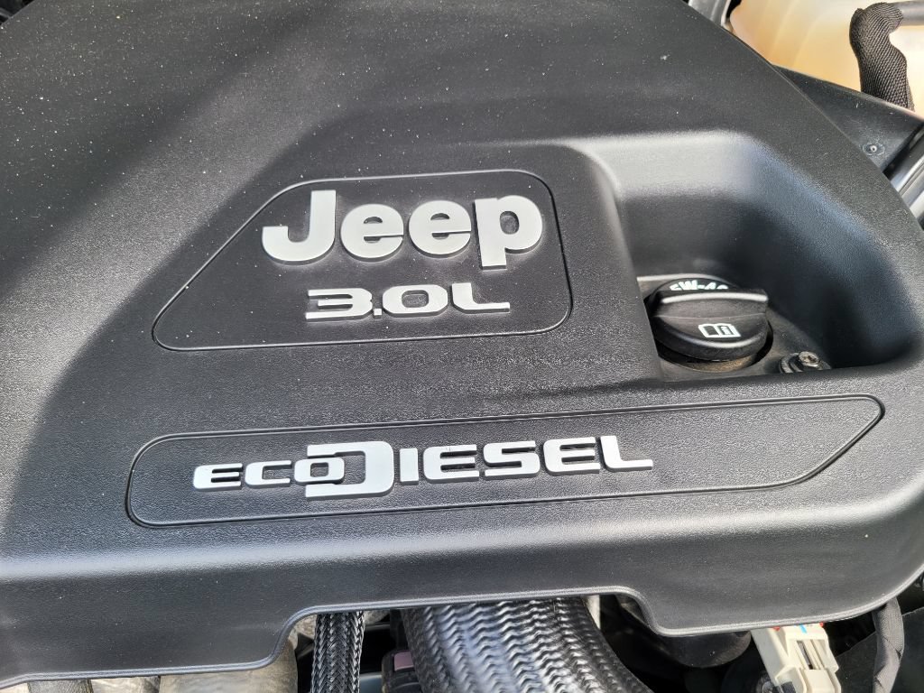 Used 2021 Jeep Wrangler Unlimited Sahara AWD/4WD image 52