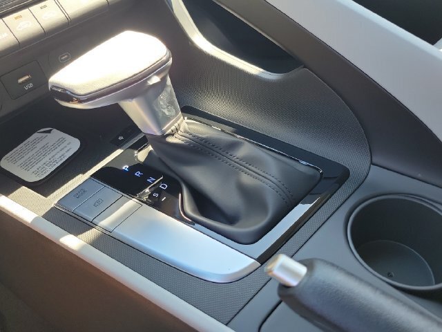 New 2026 Hyundai Elantra SEL Sport FWD image 16