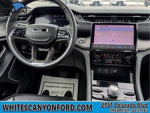 Used 2024 Jeep Grand Cherokee L Overland image 7