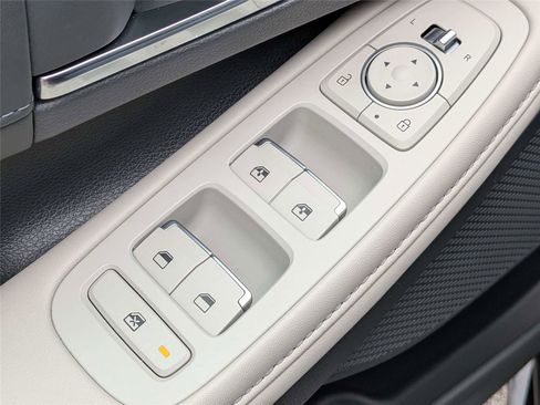 Used 2023 Hyundai Sonata Limited w/ Cargo Package image 27