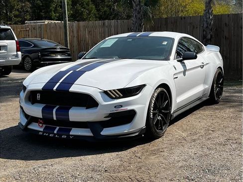 Used 2016 Ford Mustang Shelby GT350 w/ Technology Package RWD image 4