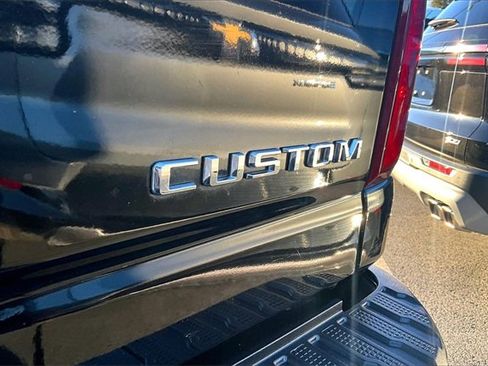 Used 2021 Chevrolet Silverado 2500 Custom w/ Custom Value Package image 31