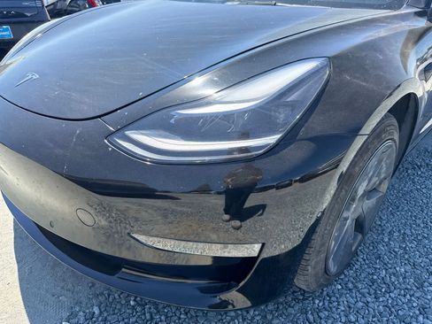 Used 2021 Tesla Model 3 Standard Range Plus RWD image 9
