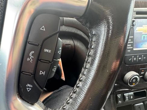 Used 2015 Chevrolet Traverse LT w/ Style and Technology Package image 17