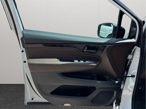 Used 2026 Honda Odyssey Touring image 20