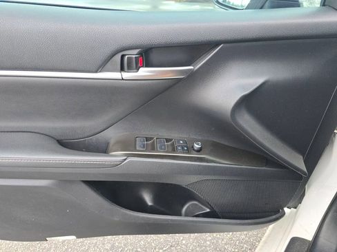 Used 2021 Toyota Camry XSE image 26