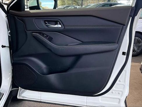 Certified 2023 Nissan Rogue SL w/ SL Premium Package image 22