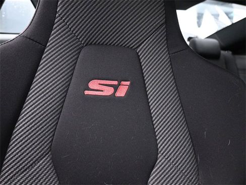 Used 2018 Honda Civic Si image 8