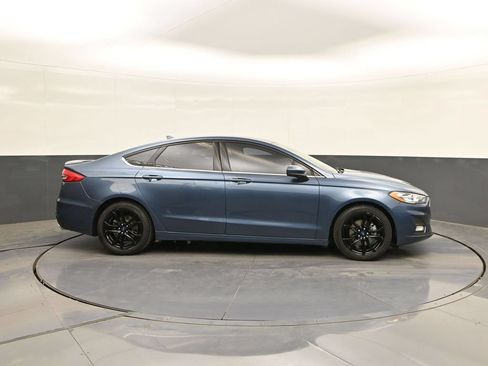 Used 2019 Ford Fusion SE w/ Equipment Group 151A FWD image 20