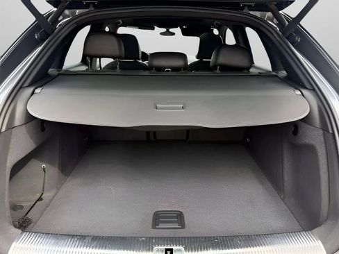 Used 2018 Audi Q3 2.0T Premium Plus w/ Premium Plus Package image 24